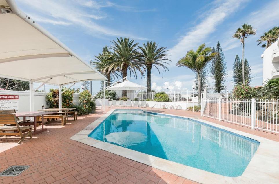Alex Headland Beachfront Alexandra Headland Ngoại thất bức ảnh